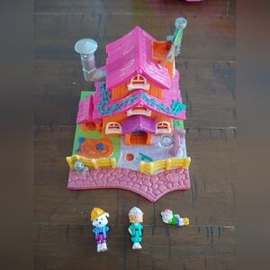 Vintage 1994 Polly Pocket Barclay's Cottage